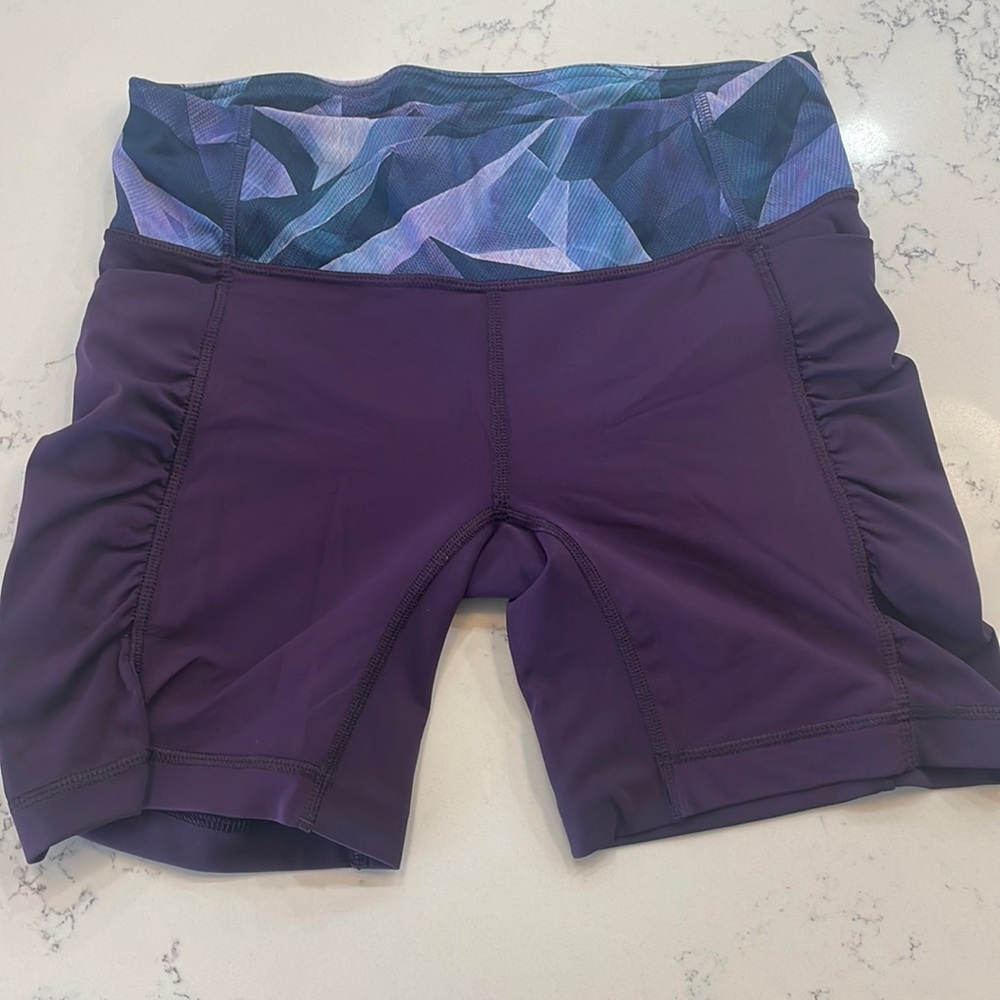 Lululemon speed track shorts women's size 6